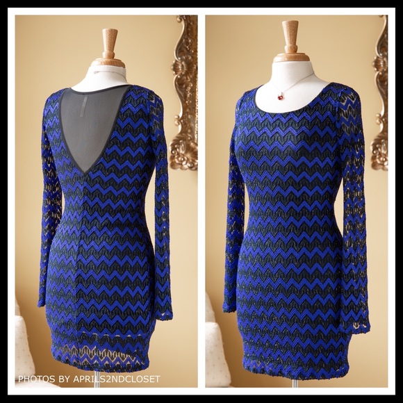 METALLIC COBALT LACE LONG SLEEVES MINI DRESS A2C - Picture 6 of 8
